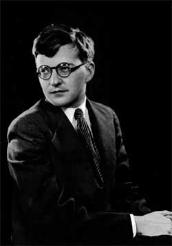 Scores Shostakovich's symphonies